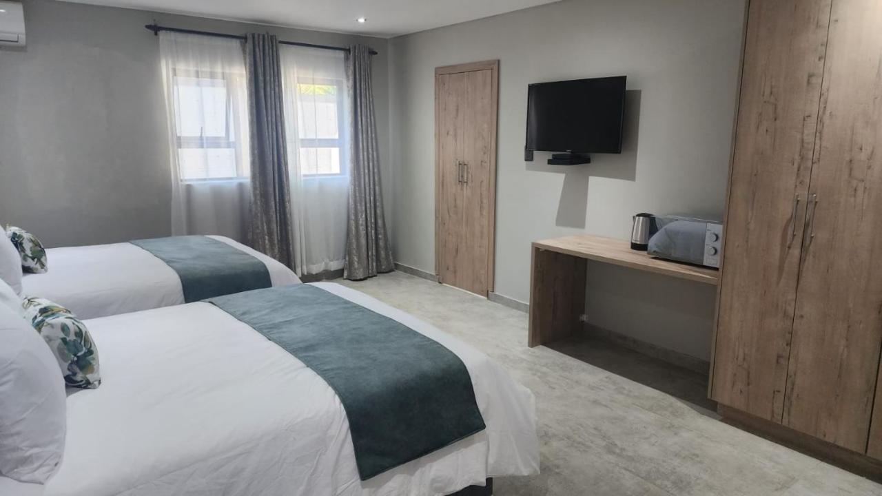 Casa De Luxe Hotell Ballito Exteriör bild